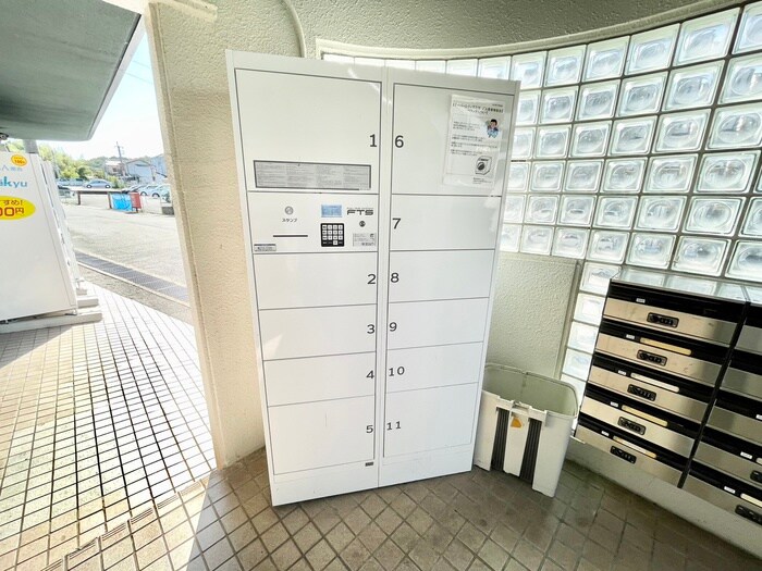 物件外観写真4　(建物設備)