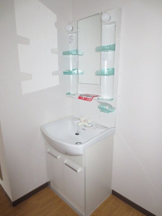 物件内観写真12　(洗面)