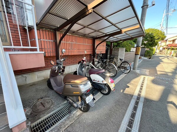 バイク置き場