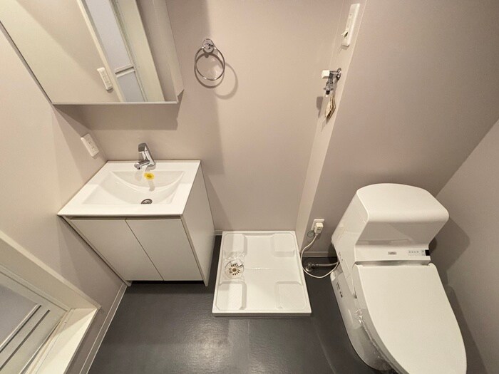 物件内観写真17　(洗濯機置場)