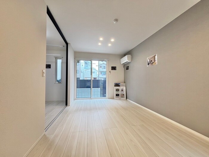 物件内観写真7　(居室)