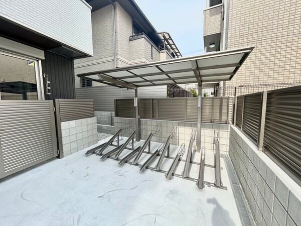 駐輪場