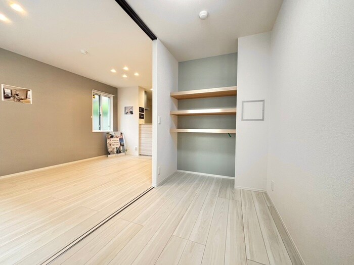 物件内観写真14　(居室)