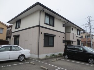 ベガ・堀町Ａ棟外観写真