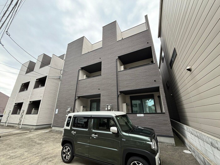 物件外観写真2　(外観写真)