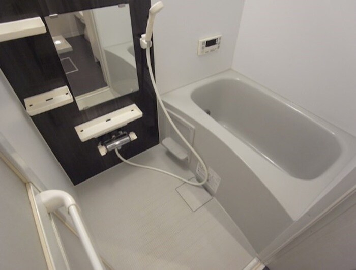 物件内観写真9　(バス／シャワールーム等)