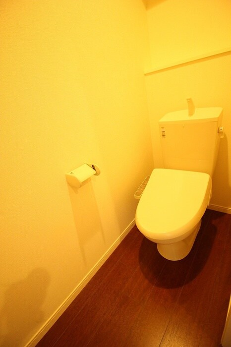 物件内観写真8　(トイレ)