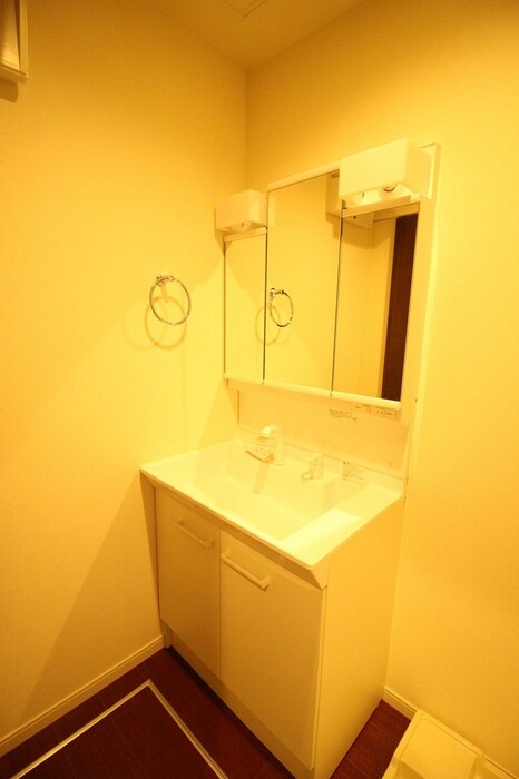 物件内観写真9　(洗面)