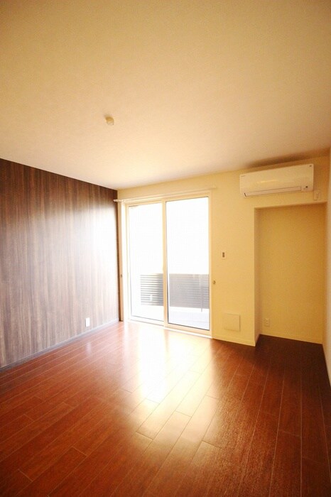 物件内観写真12　(居室)