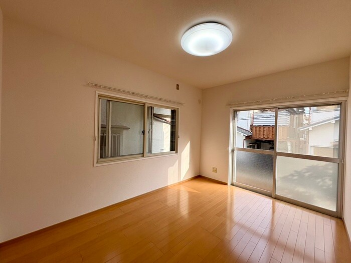 物件内観写真9　(居室)