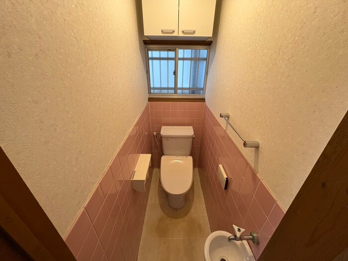 物件内観写真15　(トイレ)