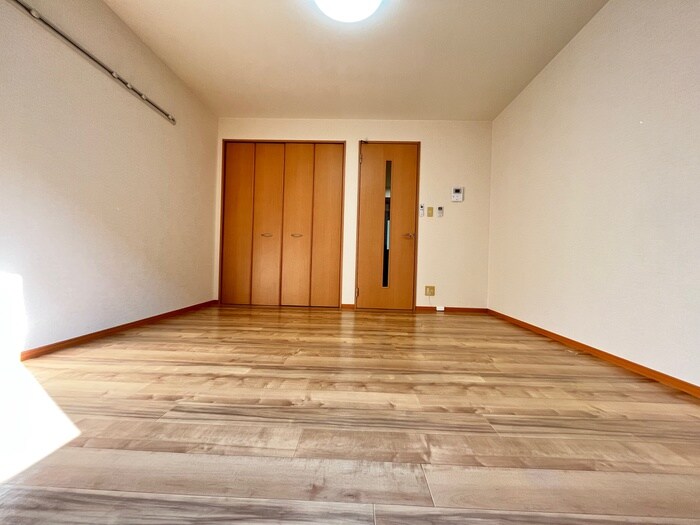 物件内観写真16　(居室)