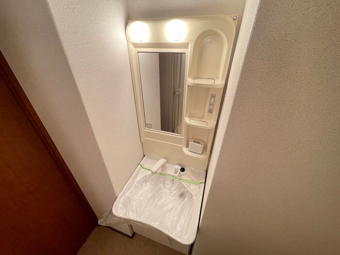 物件内観写真11　(洗面)