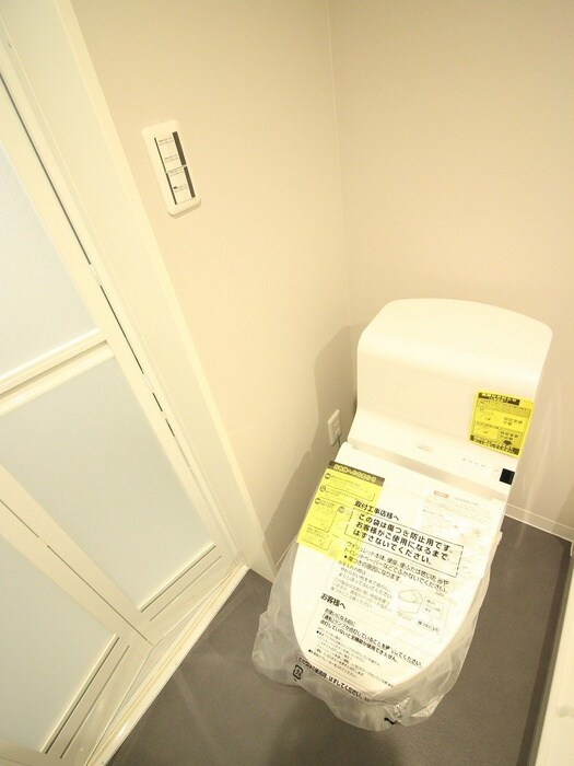 物件内観写真12　(トイレ)