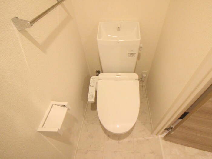 物件内観写真10　(トイレ)