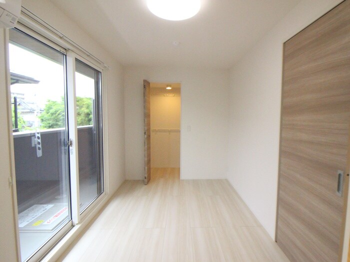 物件内観写真13　(居室)