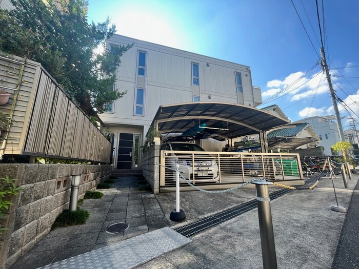 物件外観写真2　(外観写真)