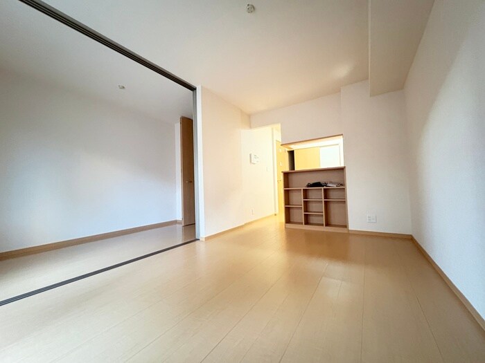 物件内観写真10　(居室)