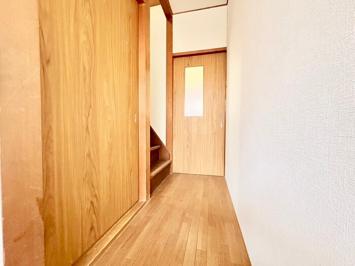 物件内観写真15　(靴箱)