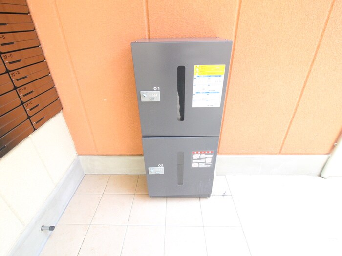 物件外観写真4　(建物設備)