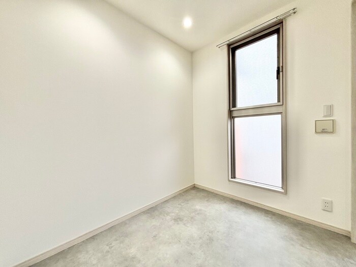 物件内観写真11　(居室)