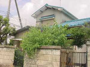 片山貸家外観写真