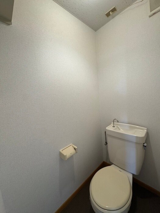 物件内観写真13　(トイレ)