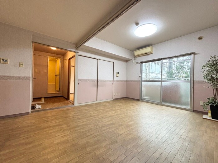 物件内観写真8　(居室)