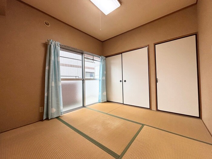 物件内観写真10　(居室)