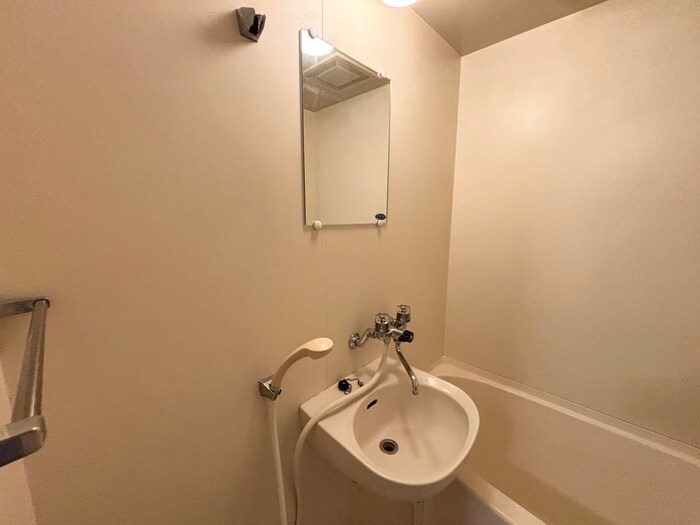 物件内観写真14　(洗面)