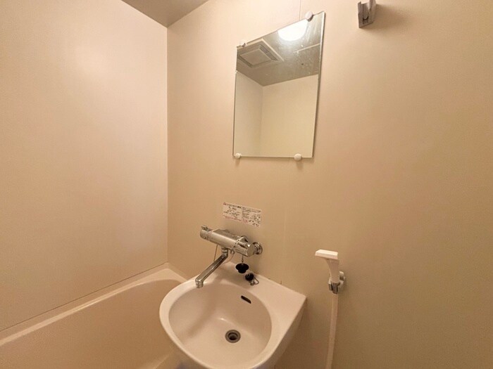 物件内観写真15　(洗面)