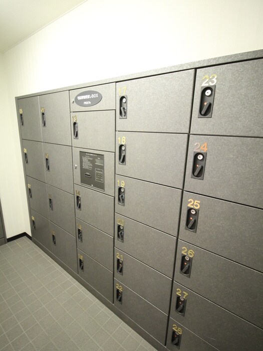 物件外観写真4　(建物設備)