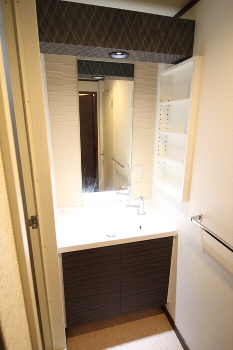 物件内観写真10　(洗面)