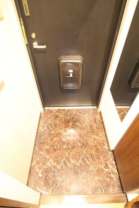 物件内観写真20　(玄関)