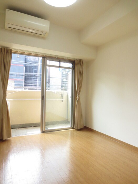 物件内観写真12　(居室)