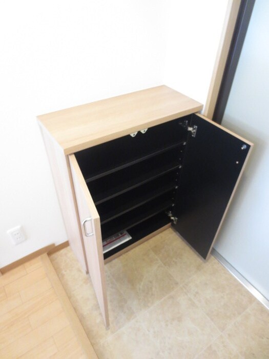 物件内観写真14　(靴箱)