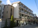 にしみマンション