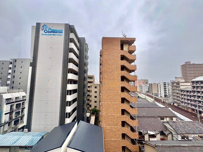 物件内観写真20　(室内からの展望)