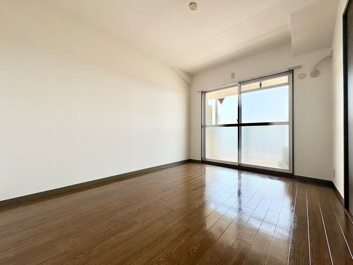 物件内観写真11　(居室)