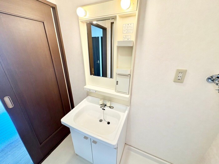 物件内観写真17　(洗面)