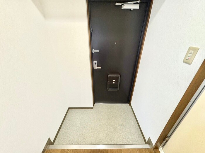 物件内観写真20　(玄関)
