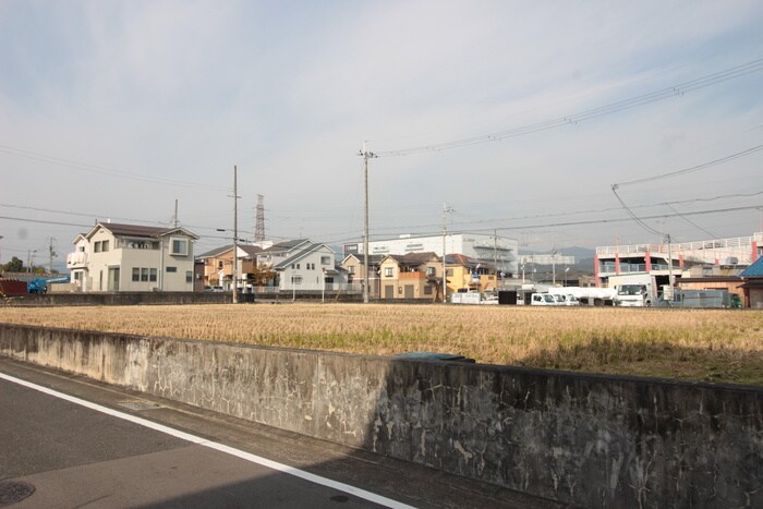 物件外観写真6　(周辺環境)