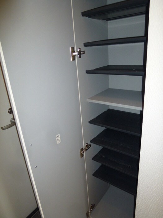 物件内観写真16　(靴箱)