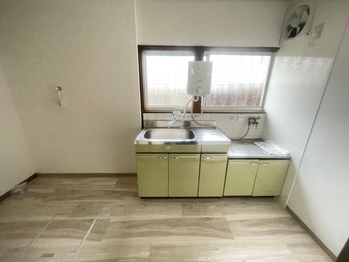 物件内観写真8　(キッチン)