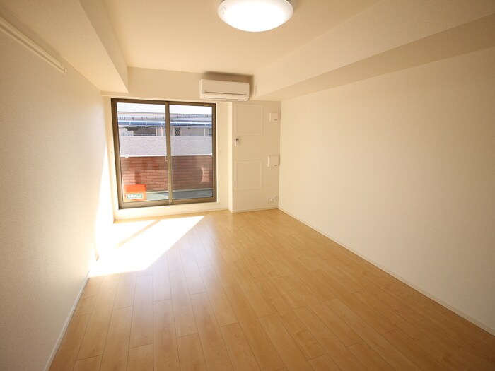 物件内観写真11　(居室)