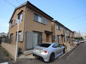 名神町服部貸家Ｃ棟外観写真