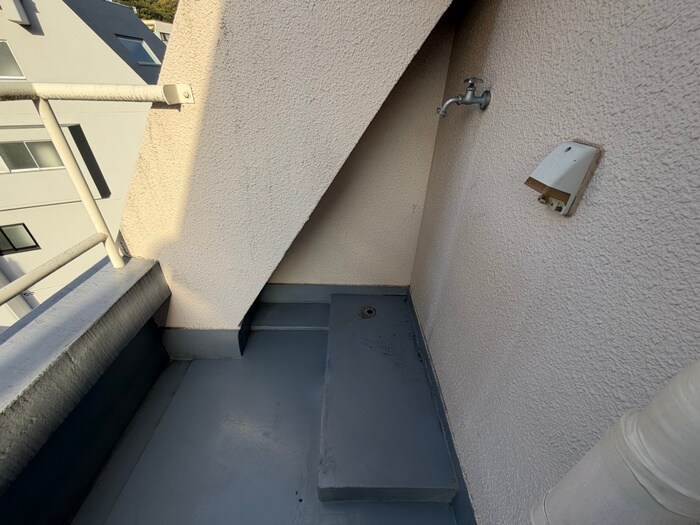 物件内観写真15　(洗濯機置場)