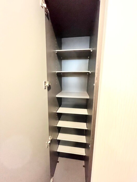 物件内観写真8　(靴箱)