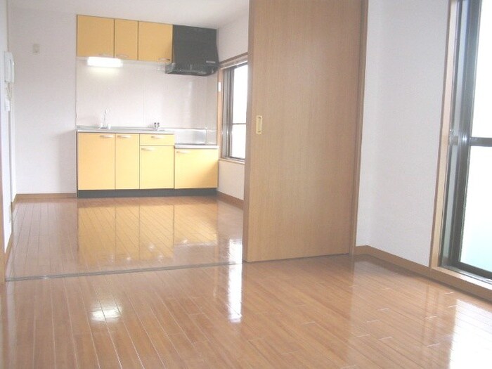 物件内観写真8　(居室)