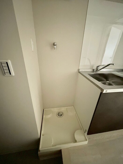 物件内観写真13　(洗濯機置場)